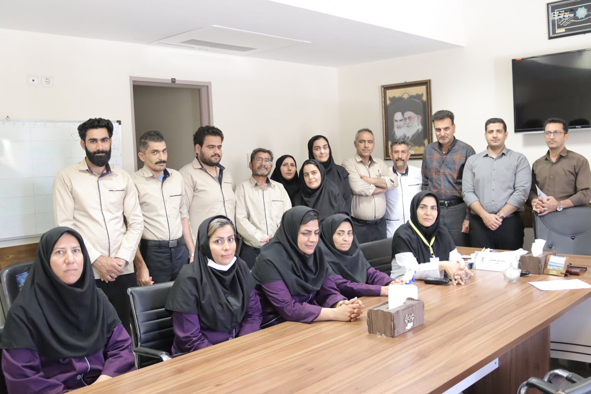 گرامیداشت روز جهانی کار و کارگر در بیمارستان استهبان