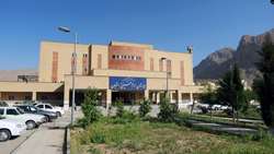 تجهیز هر چه بیشتر بخش های کووید بیمارستان استهبان با مانتیور نمایش علائم حیاتی بیمار و کپسول اکسیژن