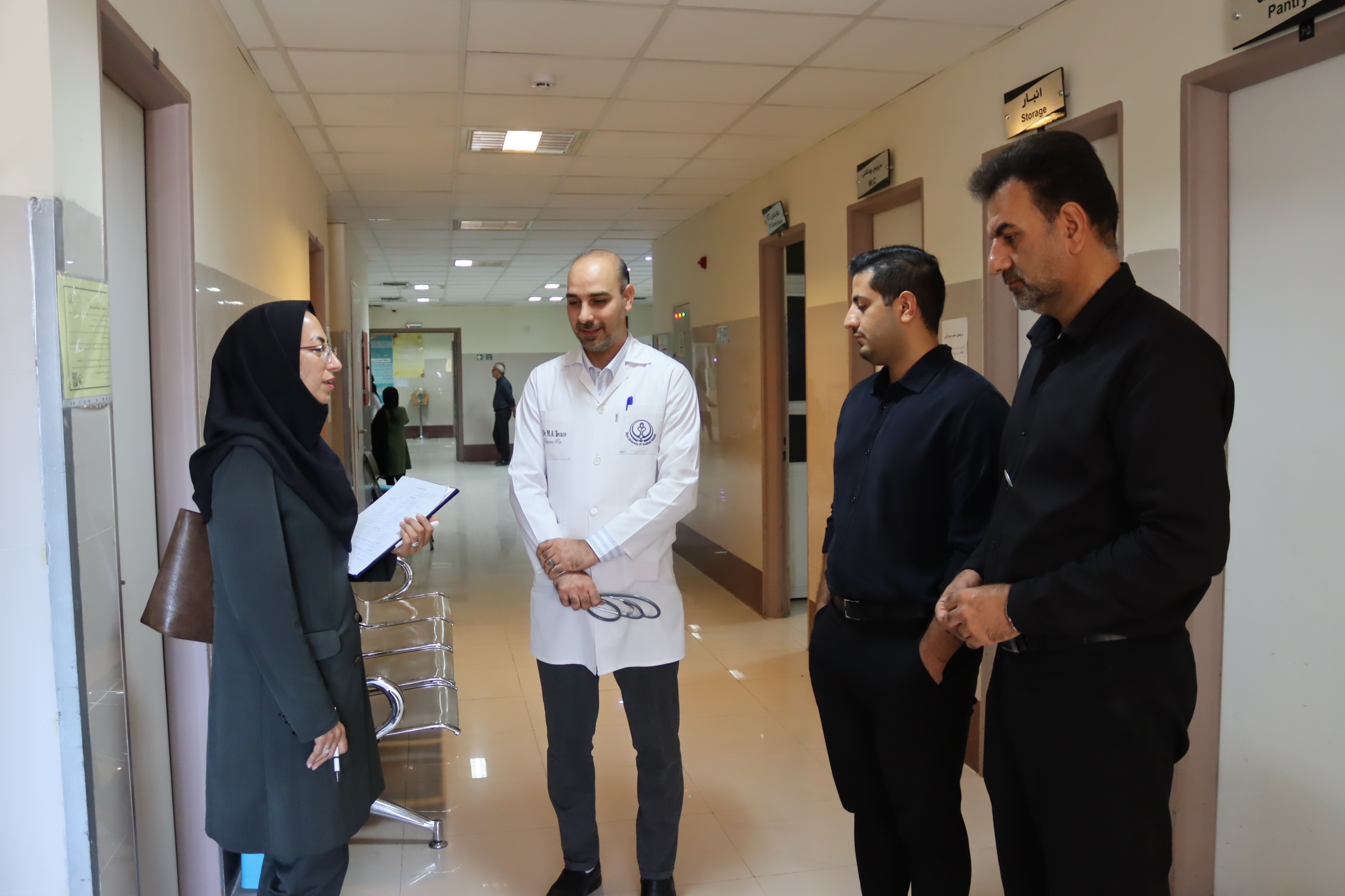 بازدید مسئول پایش طرح مهر درمان دانشگاه علوم پزشکی شیراز از بیمارستان استهبان