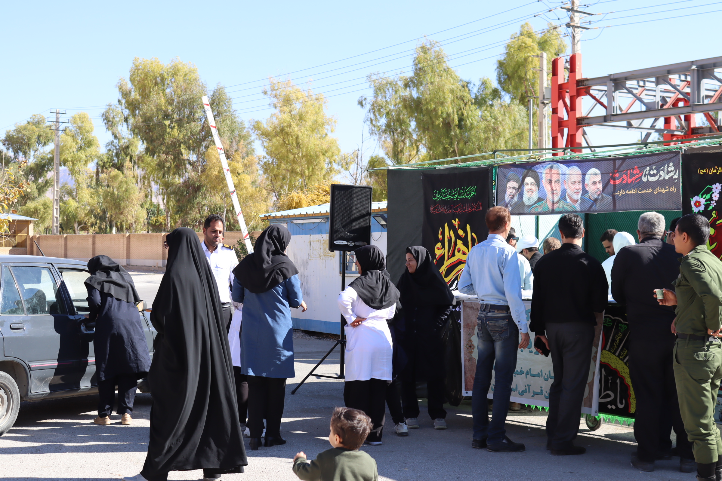 خدمت رسانی موکب هئیت زینبیون بیمارستان استهبان در ایام فاطمیه